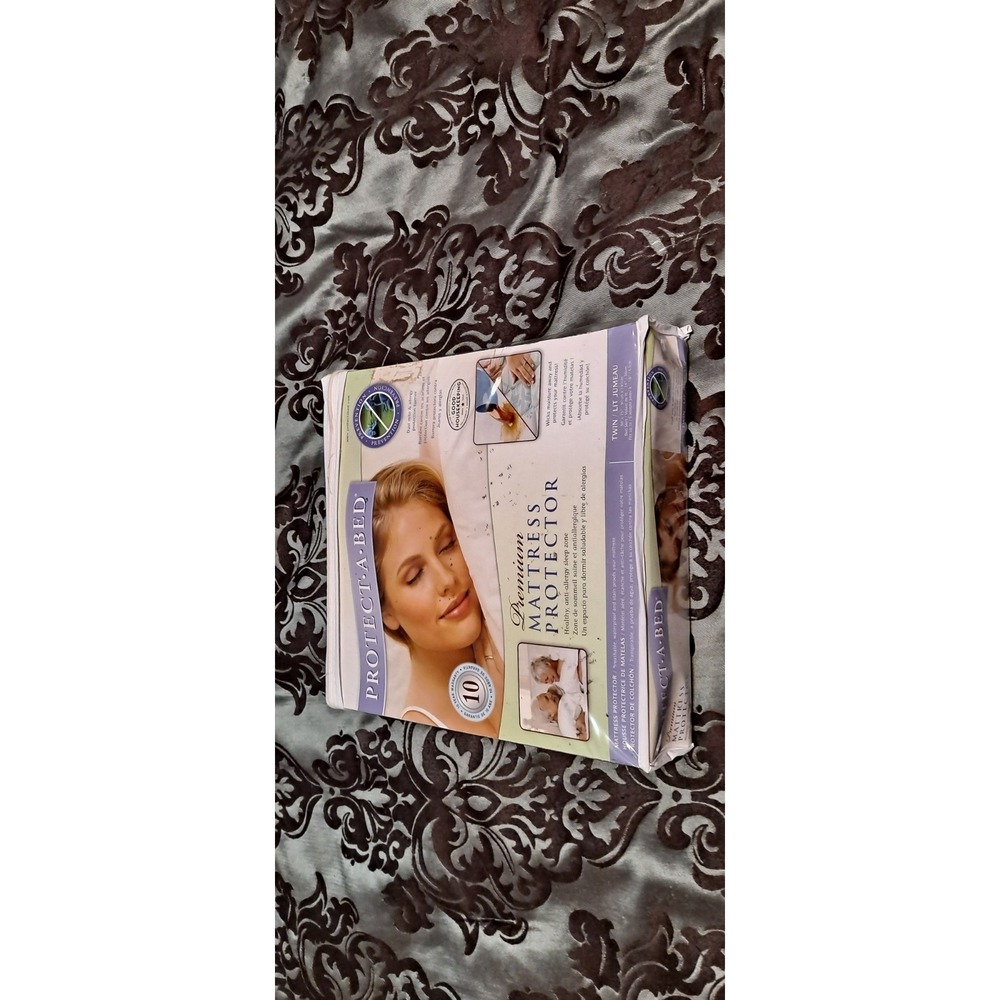 Protect-a-Bed‎ Premium Waterproof Mattress Protector -Twin  - BRAND NEW